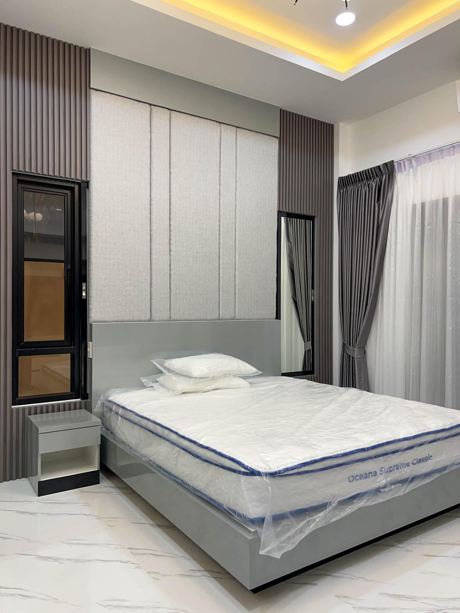 Luxury pool villa Brand new, great location