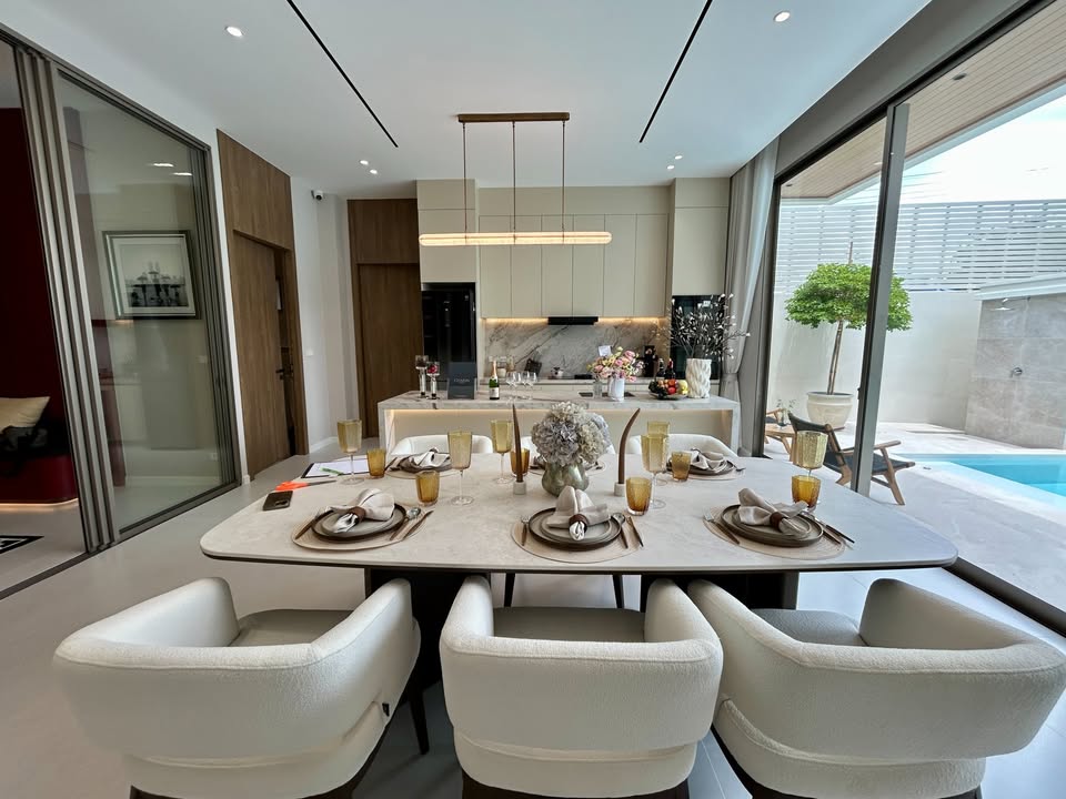 Masterpiece of Modern Classic Villa