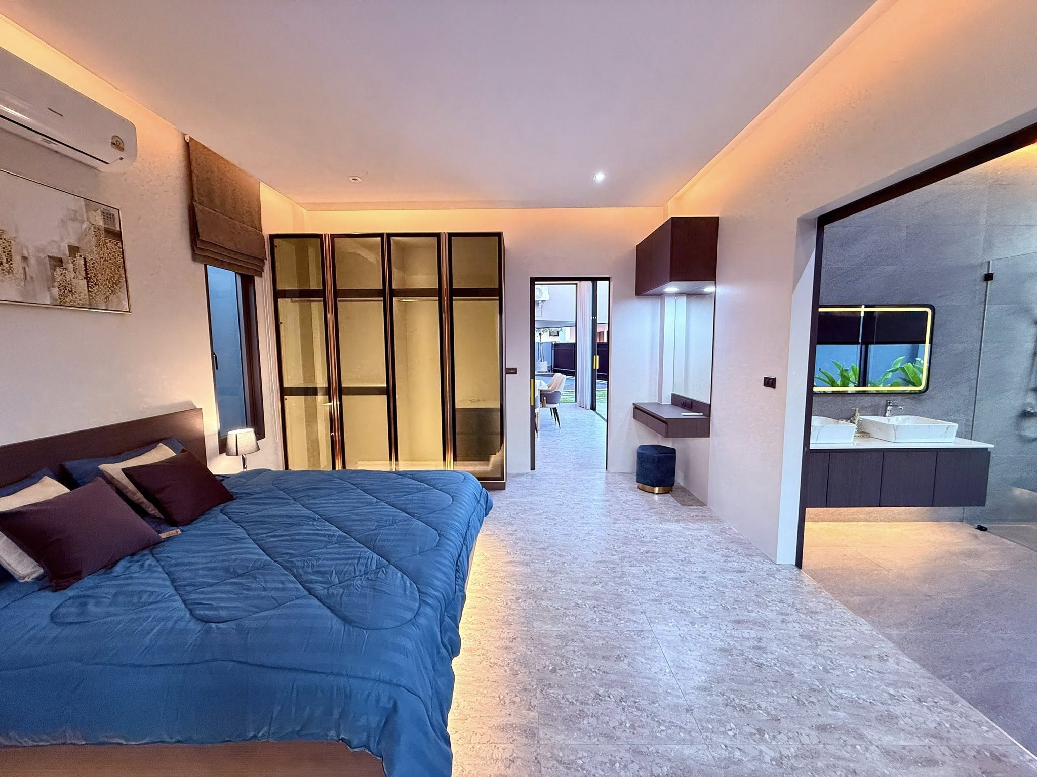 Private Home Pool villa comes with private guesthouse