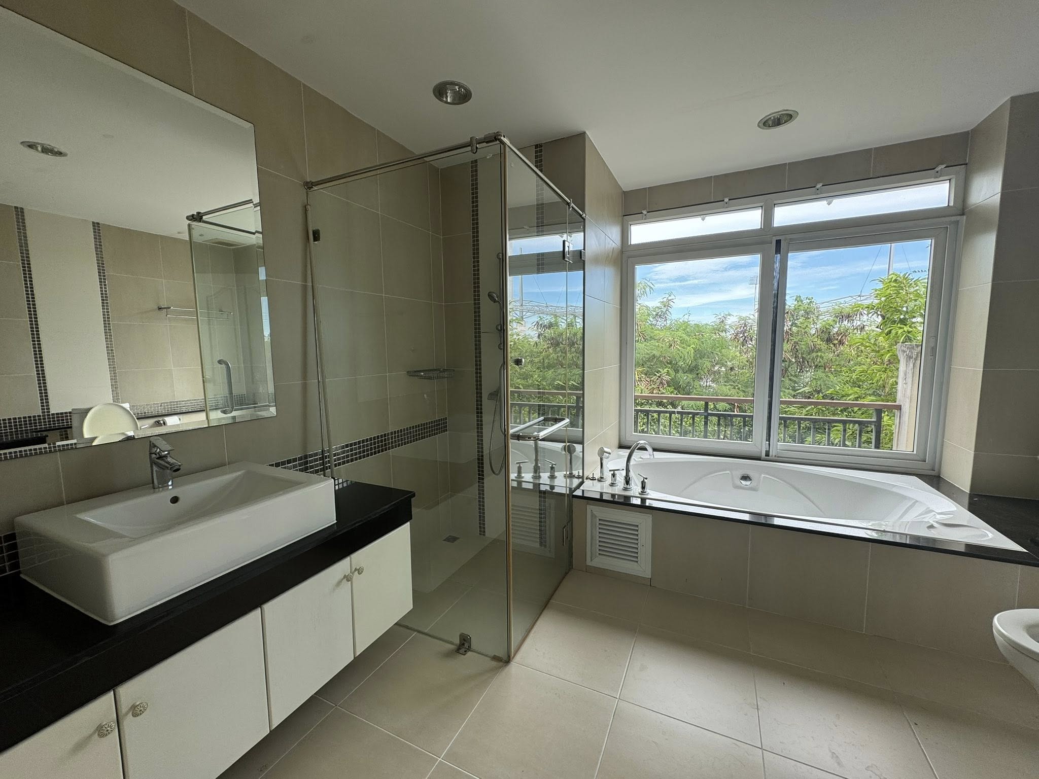 Central Park Hillside Village Pattaya