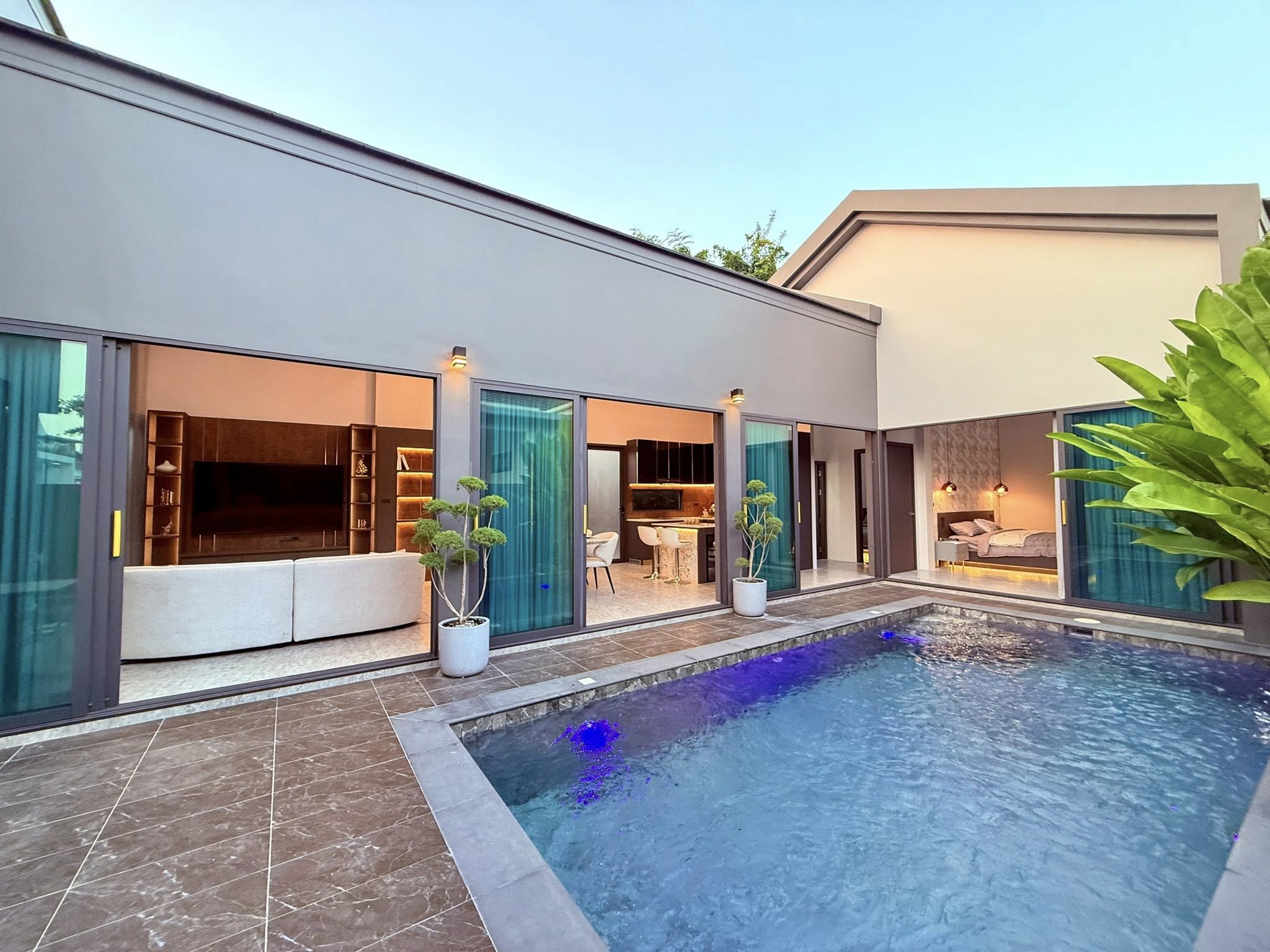 Private Home Pool villa comes with private guesthouse