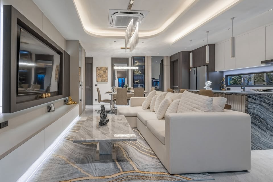 Ideal 4bdr house for BUSINESS on THAPRAYA