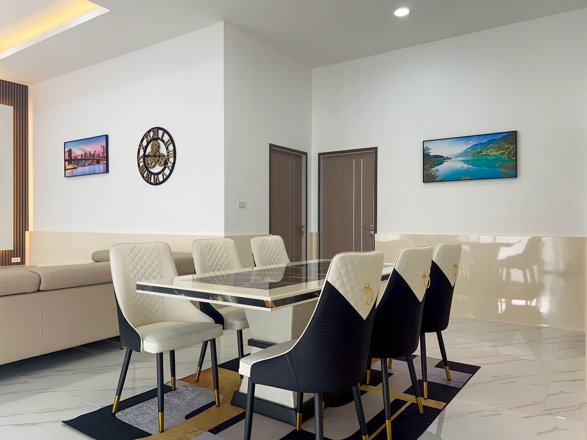 Luxury pool villa Brand new for sale