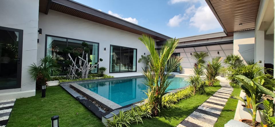 Brand new luxury estate in Chaknok 