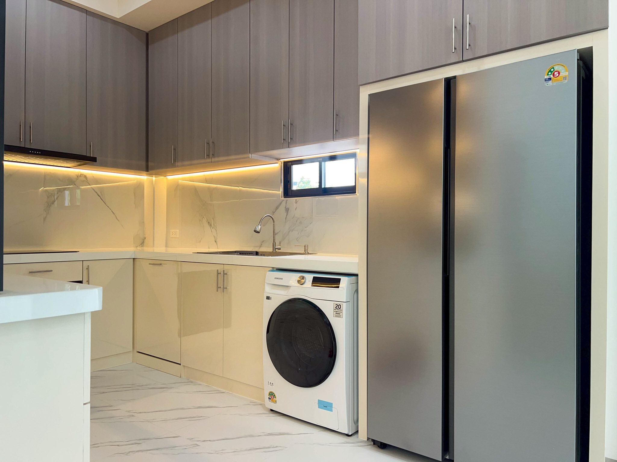 Luxury pool villa Brand new for sale