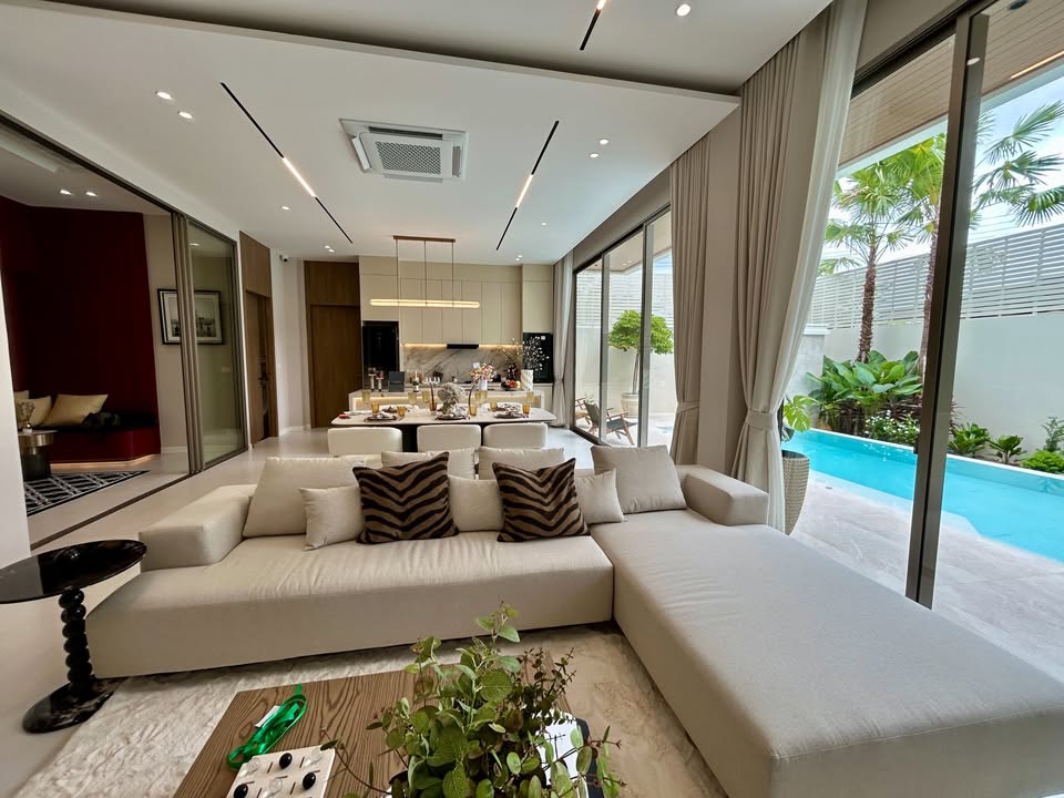 Masterpiece of Modern Classic Villa