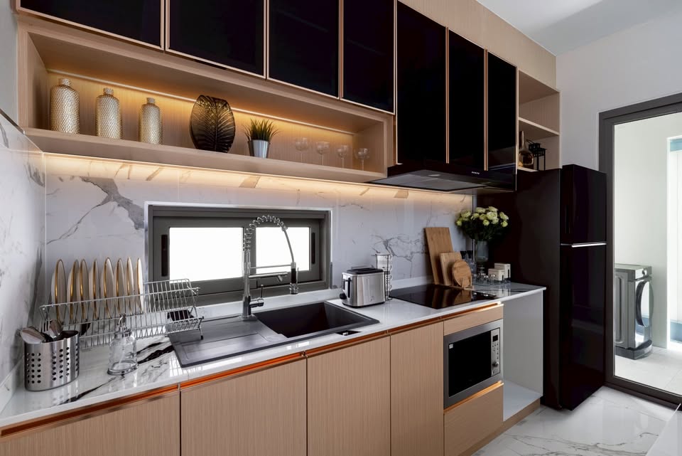 4bdr Pool Villa in the Heart of the City