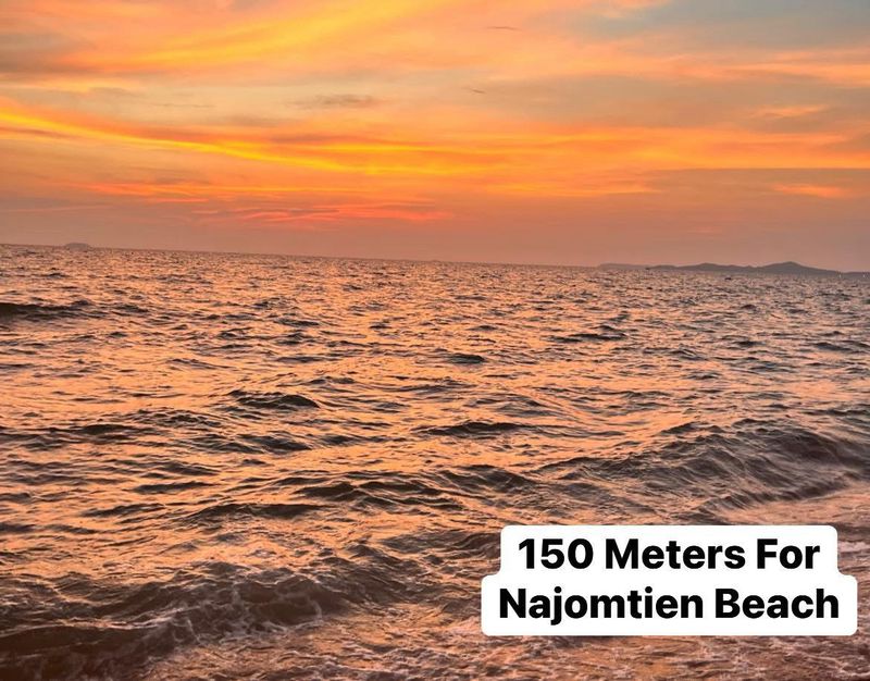 While Marina Condominium