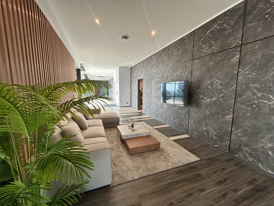 800 m2 LUXURY PENTHOUSE. PANORAMIC SEA VIEW!