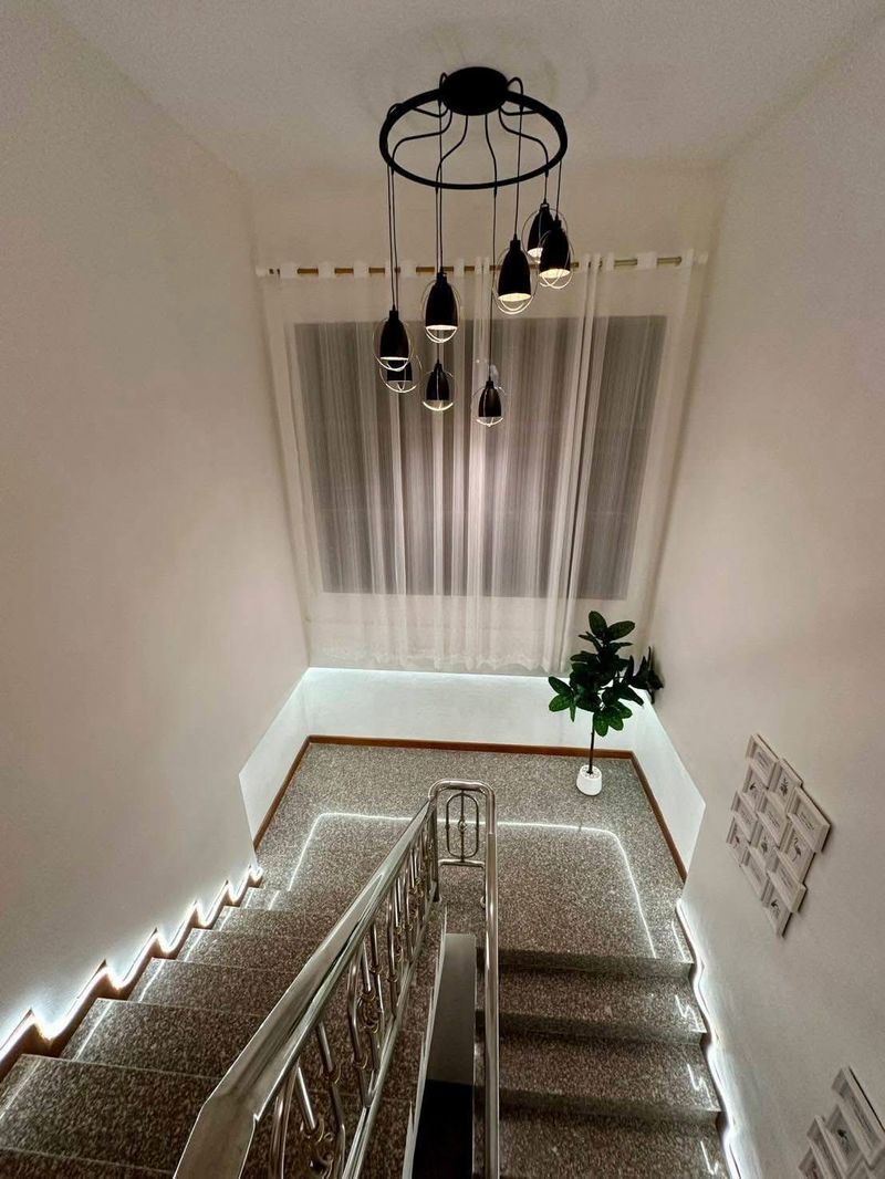 5bdr Pool villa for Rent in Pattaya