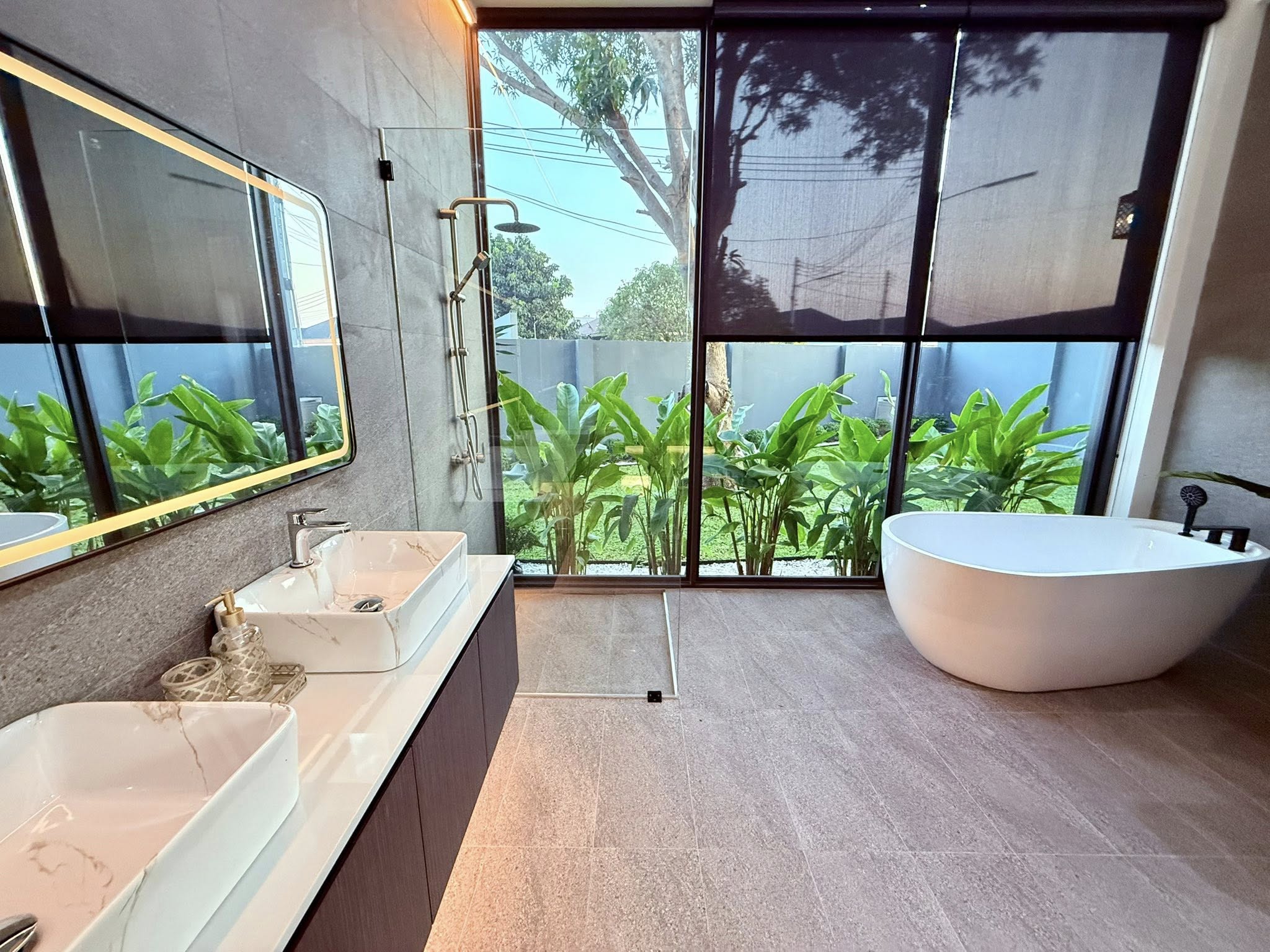 Private Home Pool villa comes with private guesthouse