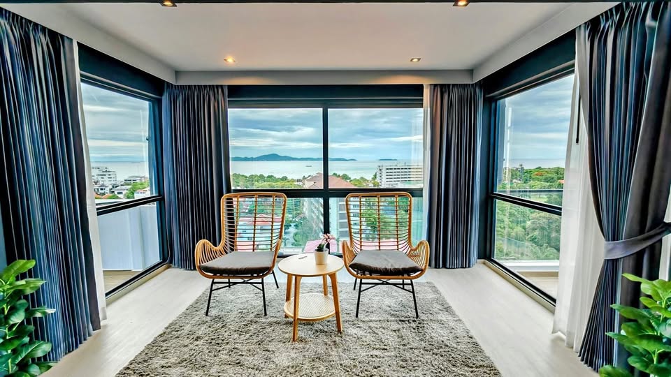 800 m2 LUXURY PENTHOUSE. PANORAMIC SEA VIEW!