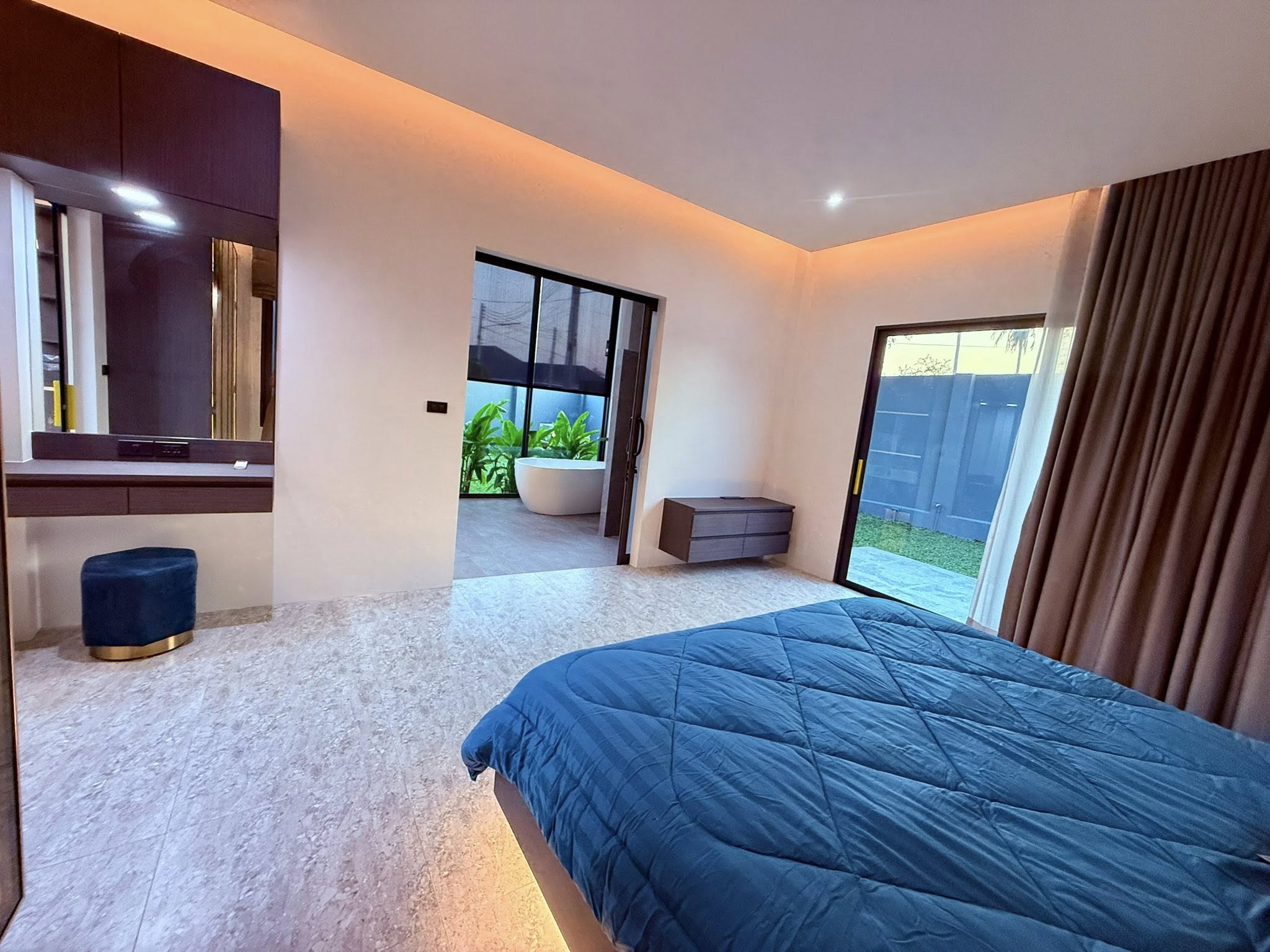 Private Home Pool villa comes with private guesthouse