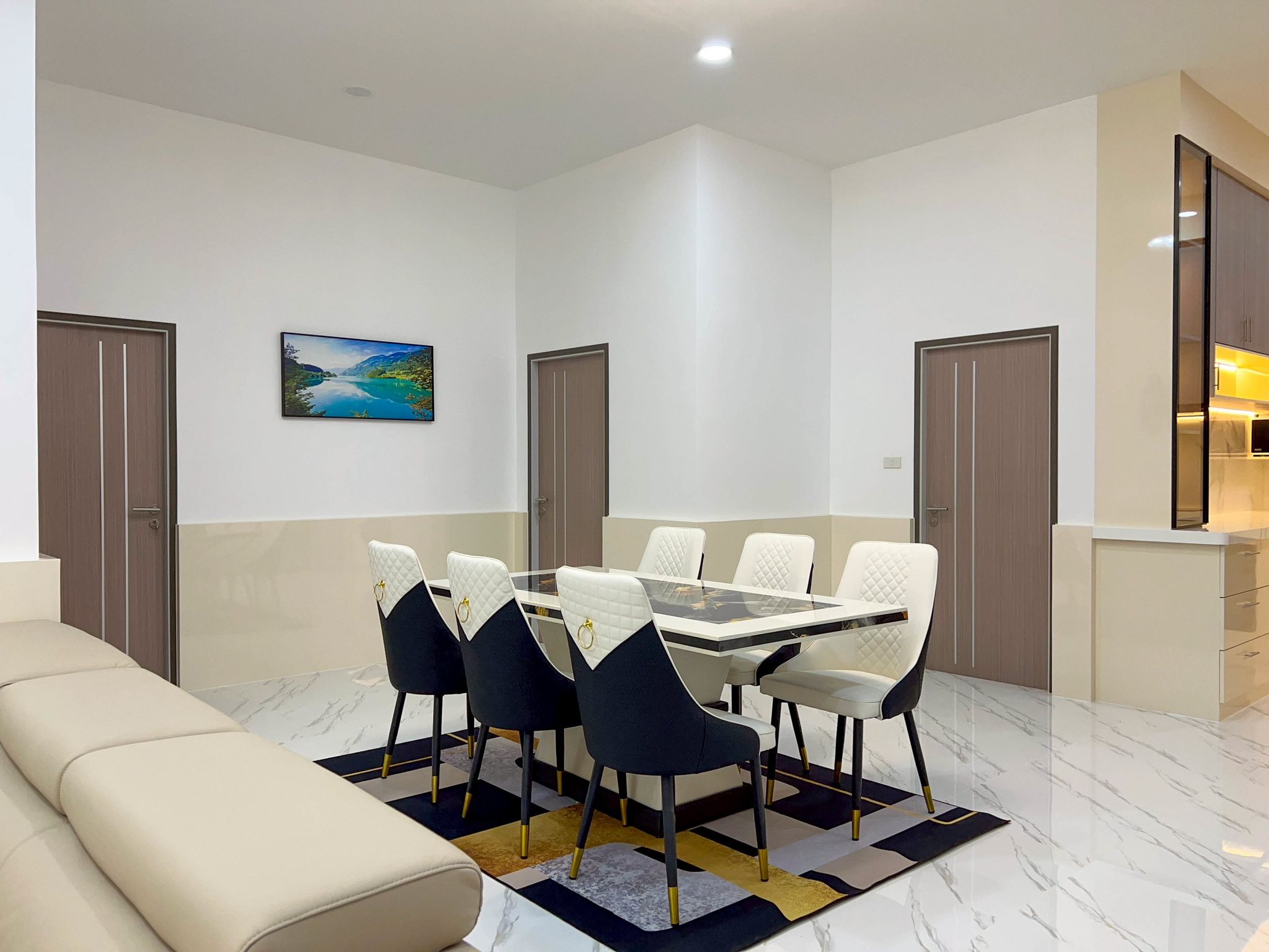 Luxury pool villa Brand new for sale