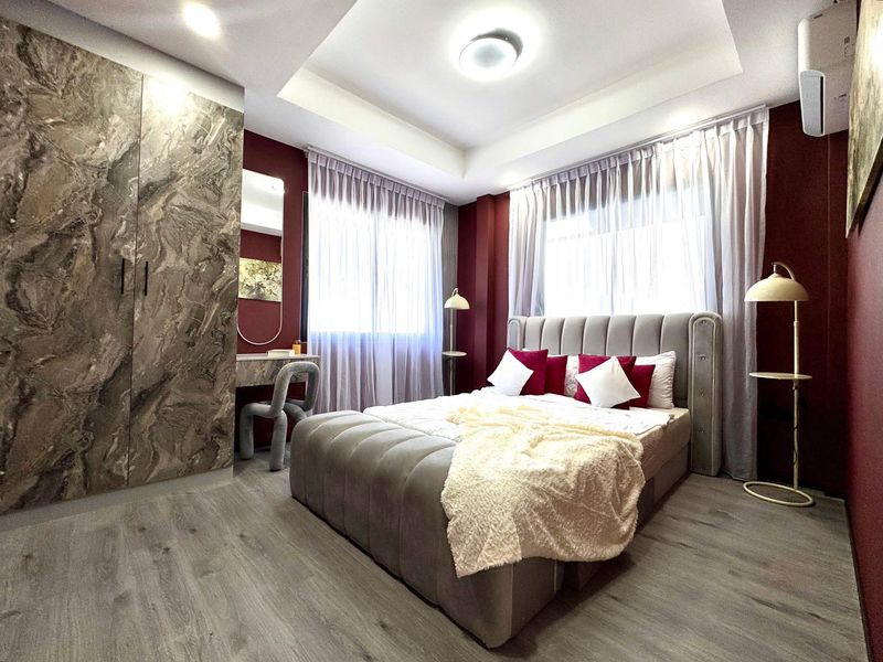 Country Club village