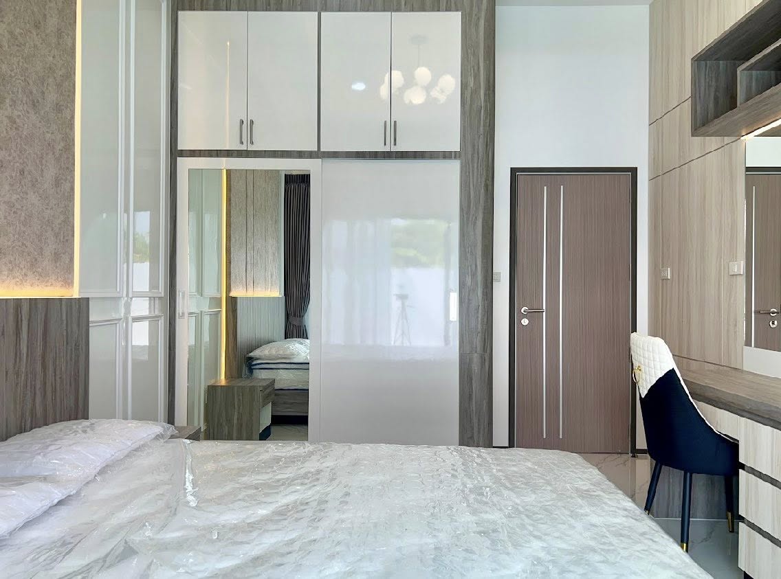 Luxury pool villa Brand new for sale