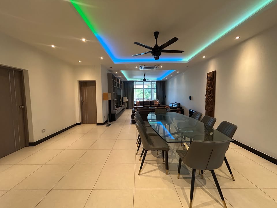 While Marina Unique 3bdr for sale 