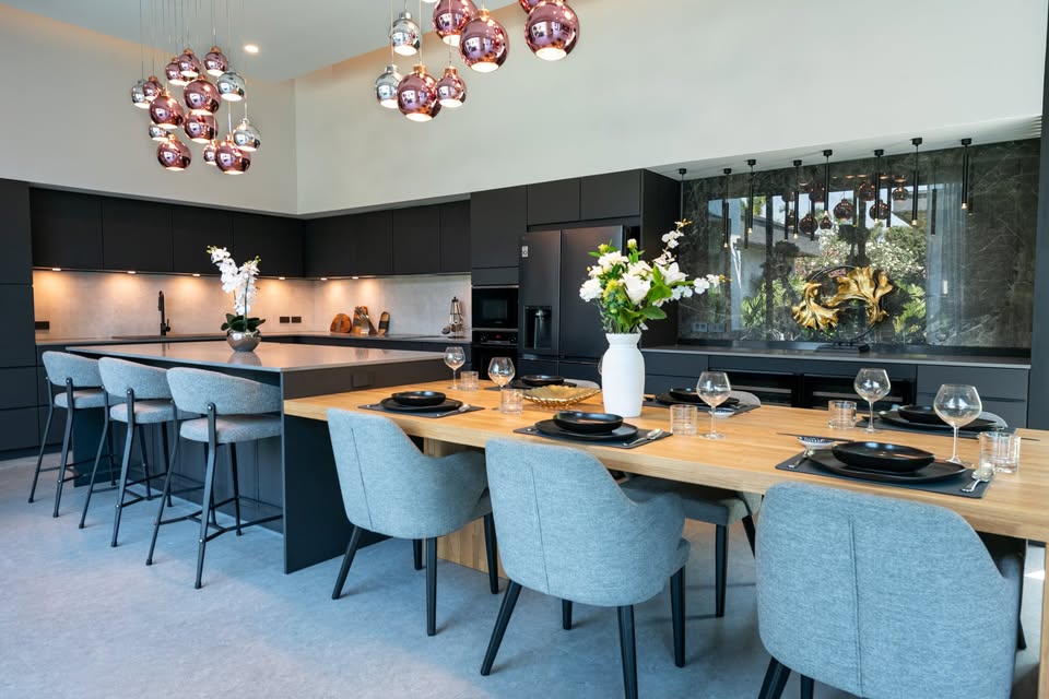 Brand New Luxury Designer Villa