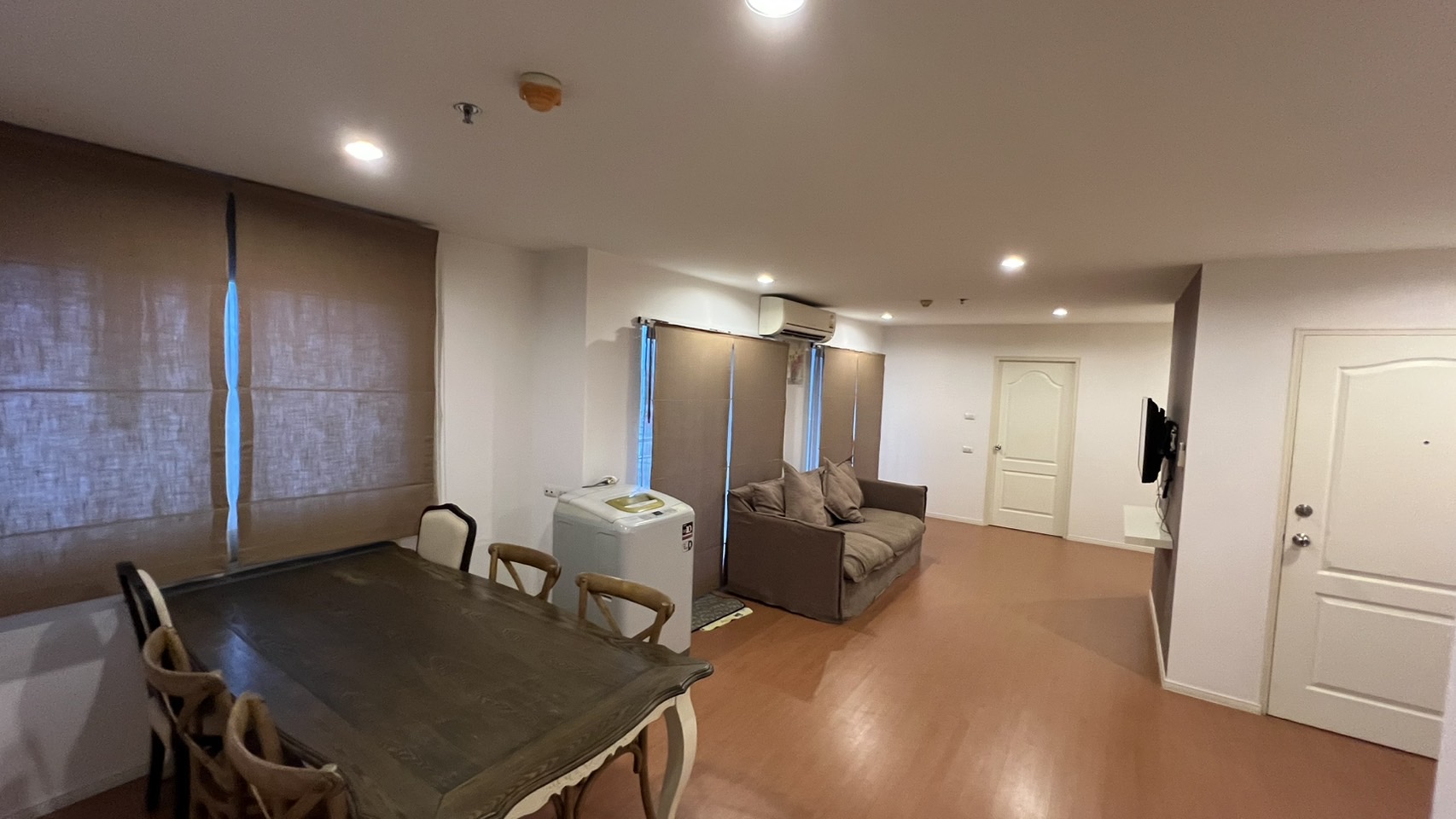 Lumpini 2bdr, Unique unit