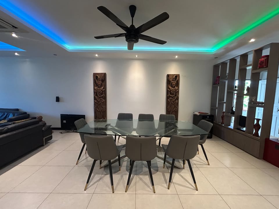 While Marina Unique 3bdr for sale 