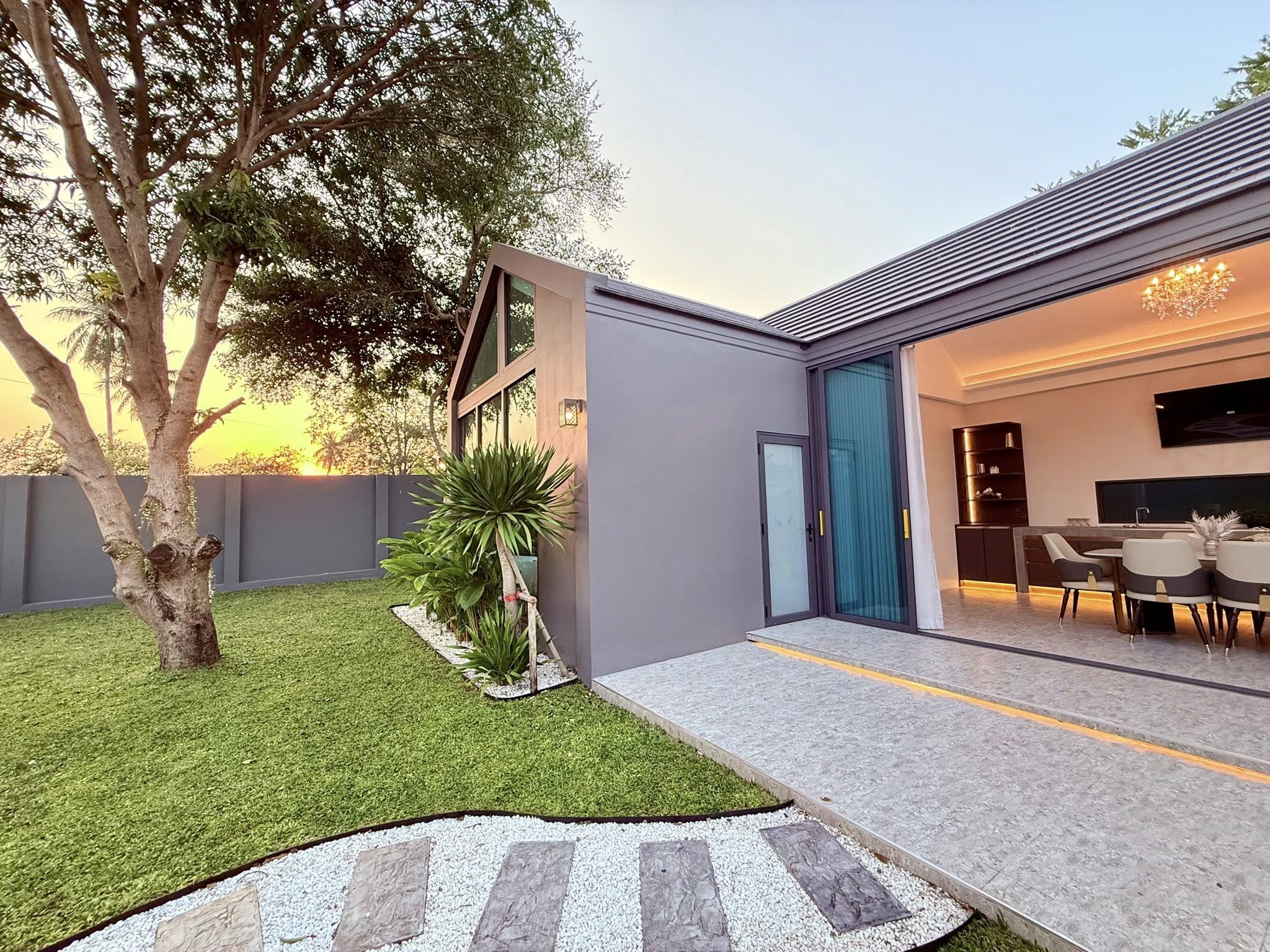 Private Home Pool villa comes with private guesthouse