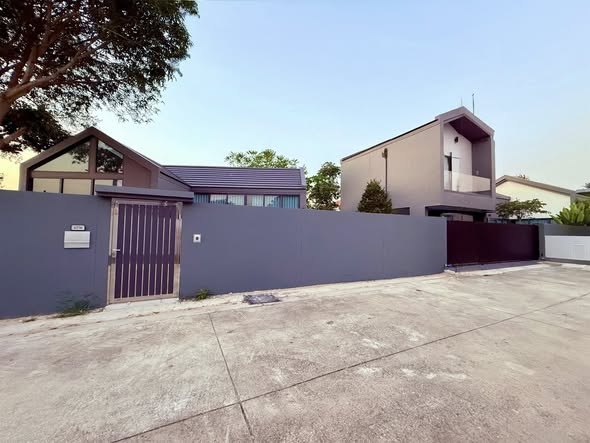 Private Home Pool villa comes with private guesthouse