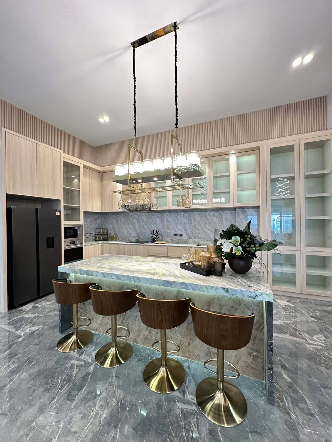 Luxury Pool Villa at Baan Mae for rent