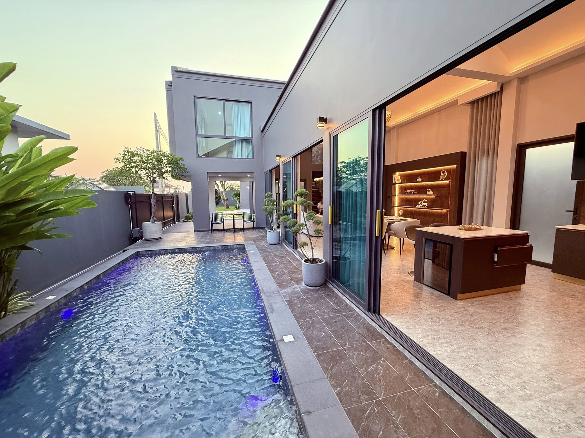 Private Home Pool villa comes with private guesthouse