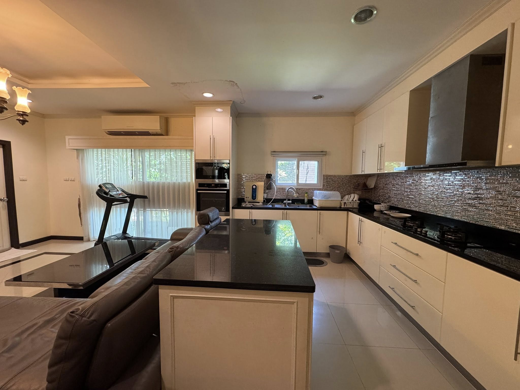 Central Park Hillside Village Pattaya